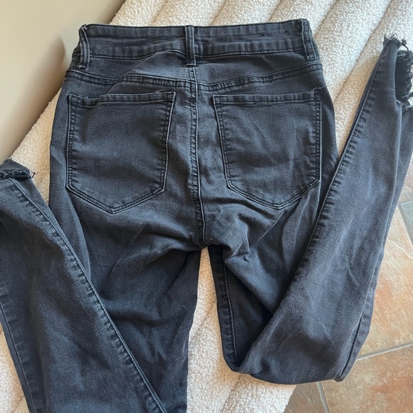 Black Skinny Jeans - Picture 3 of 3